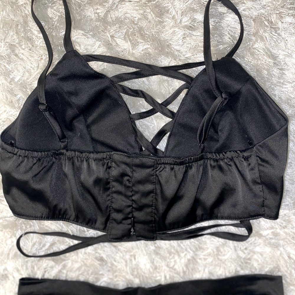 Black Silky Two-Piece Set - Picture 3 of 9